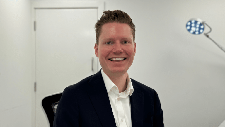 Dr Gino Vissers